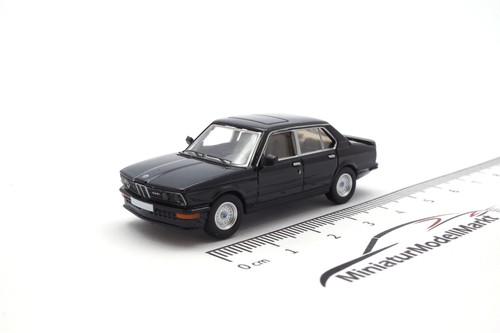 Bmw m535i schwarz - (e12),