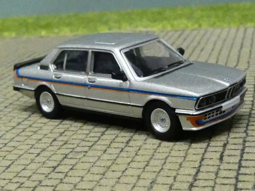 Pcx bmw m535i e12 - pcx, silber